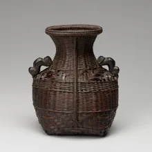 唐物 耳付籠花入