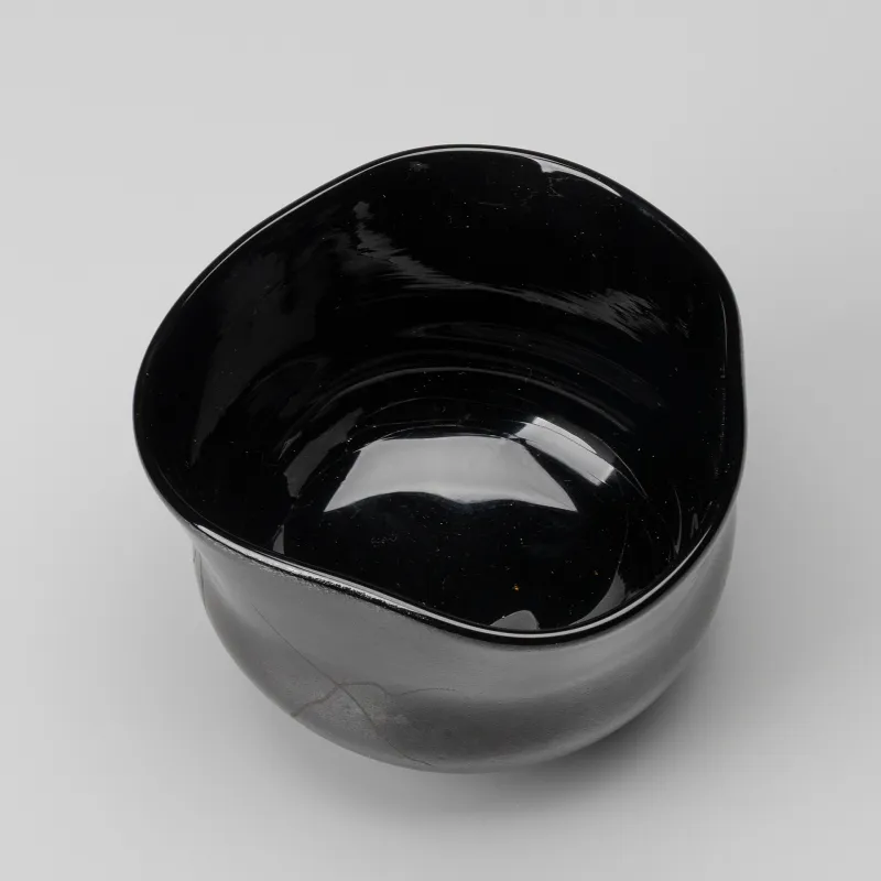 硝子黒碗